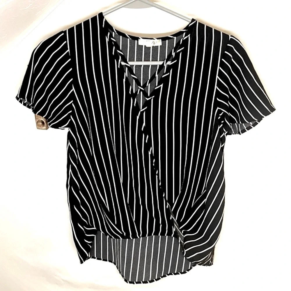 The Outfit | Black/White Striped Pullover Blouse |Small